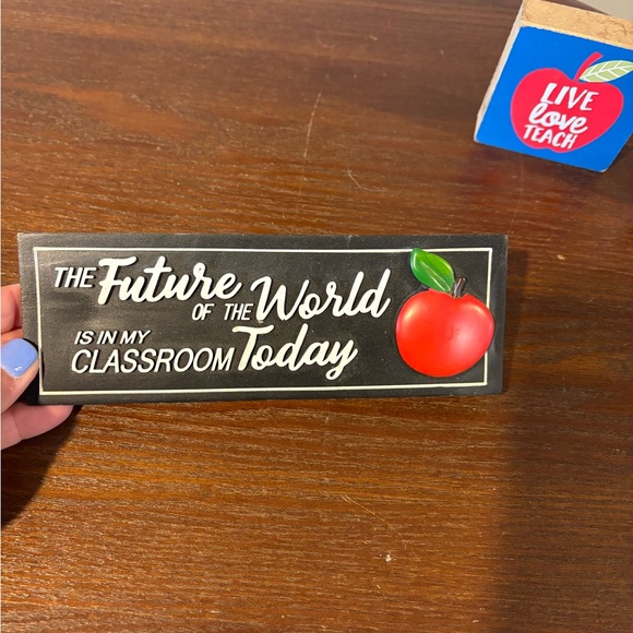 Teachers New Classroom Decor - Teaching is a Work of Heart 5 Piece Set - Picture 9 of 15